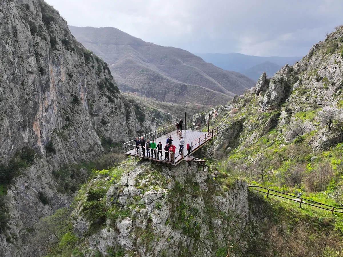 Çorovodë — Ελληνικά Audio Tour Albania